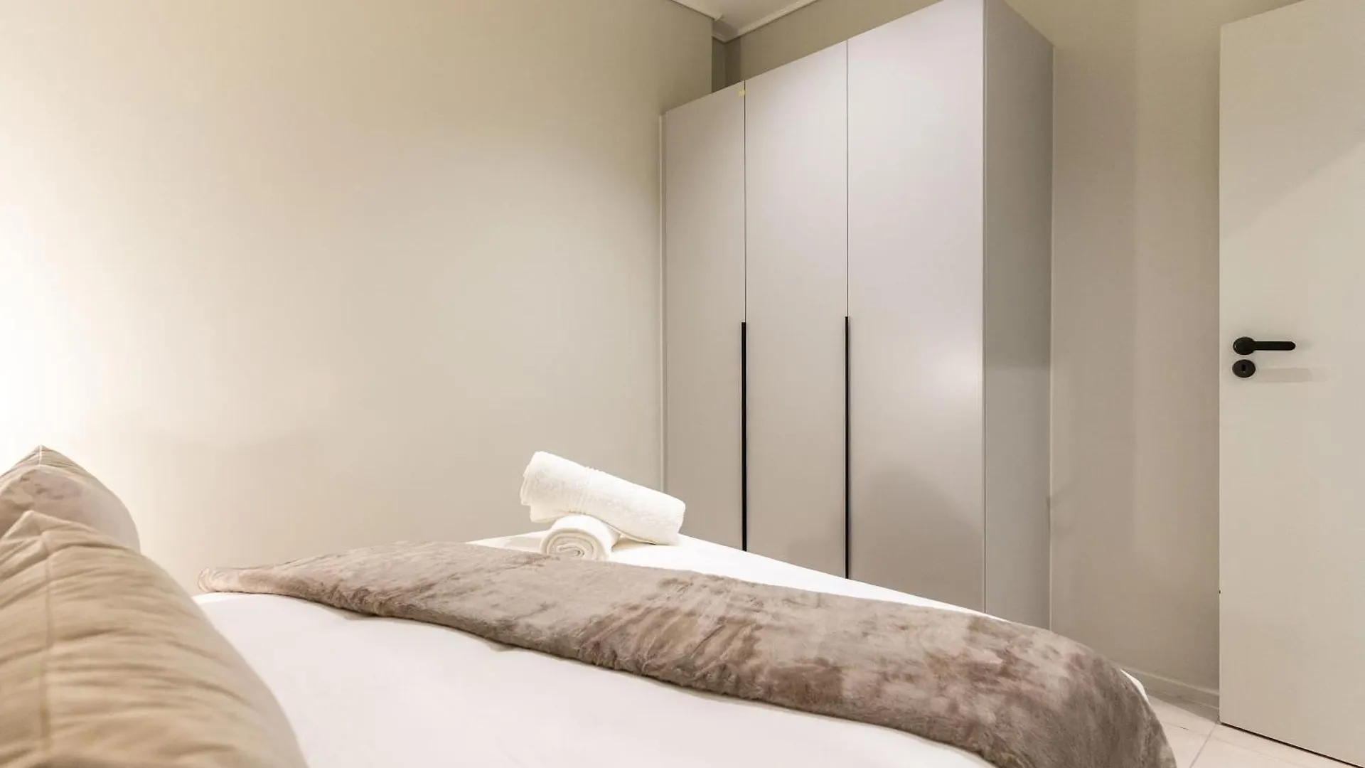 The Rose 201-2Bedroom Apartment With Rooftop Pool Cape Town