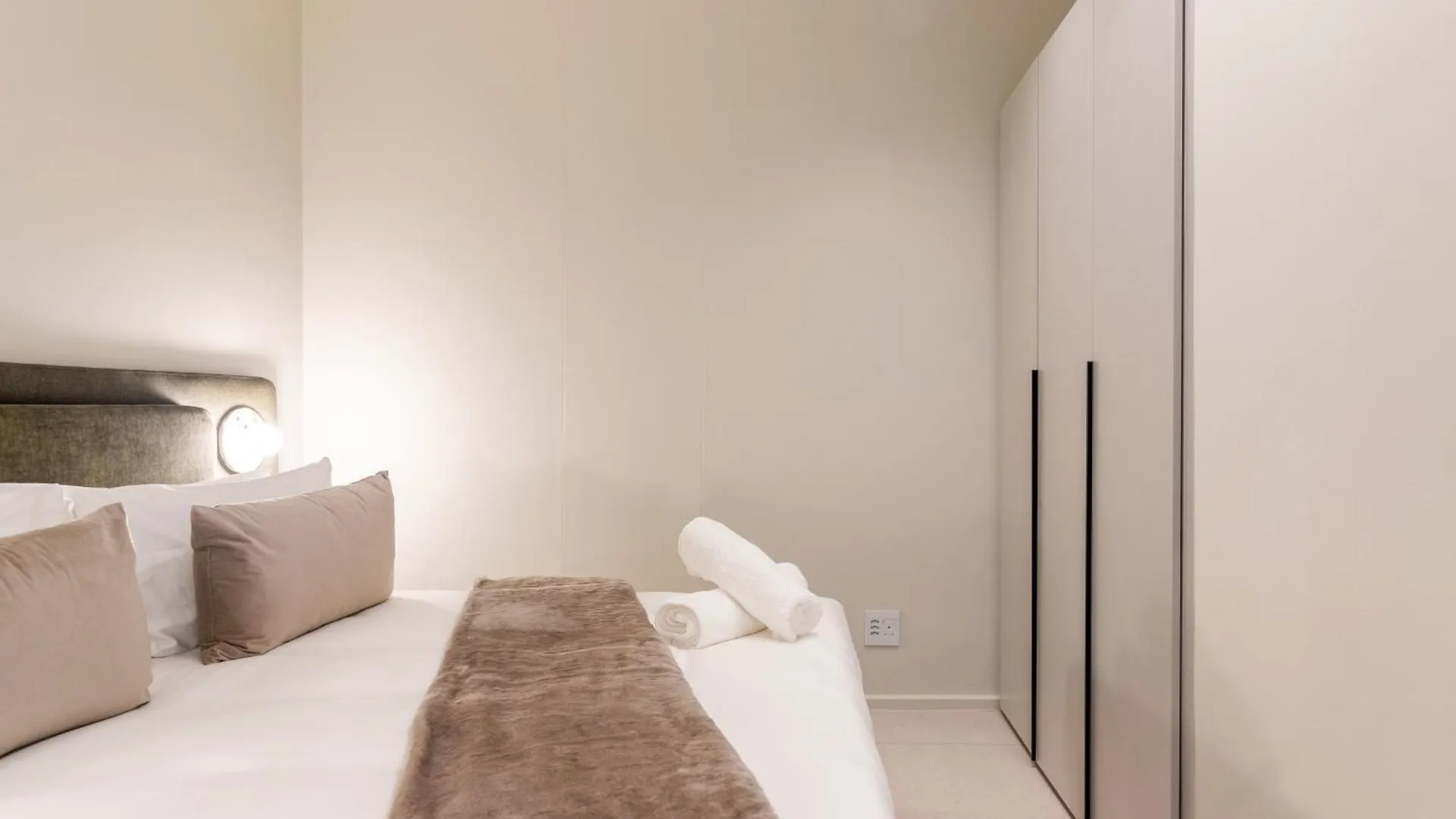 The Rose 201-2Bedroom Apartment With Rooftop Pool Le Cap